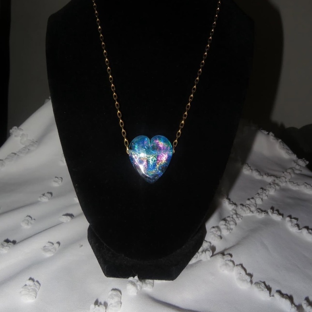Stunning Blue and Purple Heart Necklace on Gold Chain